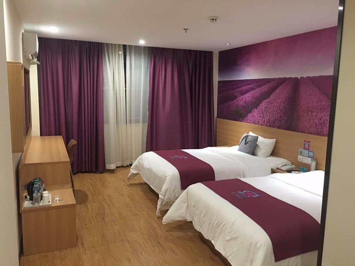 Pai Hotel Chengdu North Railway Station Экстерьер фото